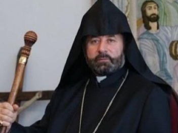 Հակաեկեղեցական արշավը ճաքեր է տալիս`Կոտայքի թ...