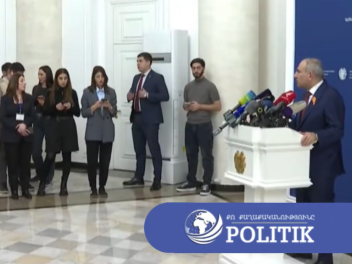 Մենք Ադրբեջանի երկաթուղուց օգտվում ենք, իրենք...