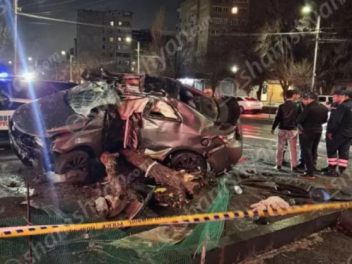 Աբովյանում «Kia»-ն կողաշրջվել է