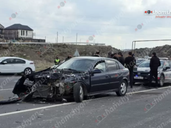 Երևան-Վանաձոր ճանապարհին բախվել են «Opel»-ը և...