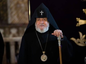 Տեր Արծրուն․ Վեհափառ Հայրապետն անձամբ հետևել...