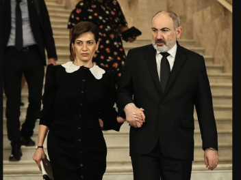 Փաշինյանը պատասխանել է ամուսնալուծության մասի...