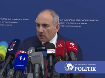 Ես եմ հրահանգել հրաժարականի դիմում գրի. Փաշին...