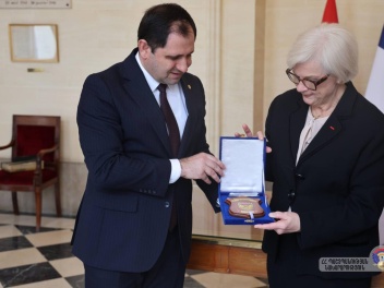 Հայաստանի և Ֆրանսիայի պաշտպանության նախարարնե...