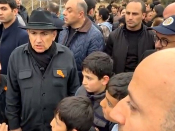 Սյունիքի համայնքապետերը՝ կադրից դուրս. «Ժողովուրդ»