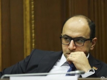 Ինչո՞ւ է «Պատիվ ունեմ»-ը «բոյկոտել» իր իսկ ղե...