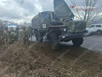 Սպիտակ-Գյումրի ճանապարհին բախվել են ՀՀ ՊՆ-ին...