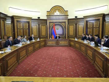 Փաշինյանի գլխավորությամբ տեղի է ունեցել խորհր...