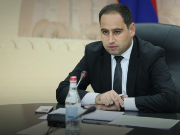Խուդաթյանը ներկայացրել է նորանշանակ տեղակալ Ա...
