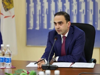 Ավինյանն է մեղավոր ․ «Հրապարակ»