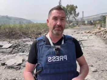 Լիբանանում RT բյուրոյի ղեկավար Սթիվ Սուինին և...