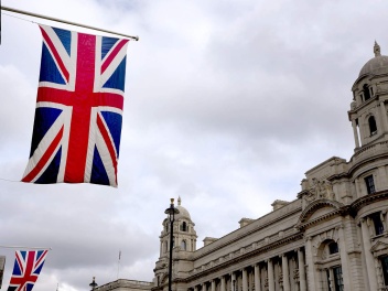 Մեծ Բրիտանիայում 4 մարդ է ձերբակալվել՝ Իրանի հետախուզությանը օգնելու կասկածանքով