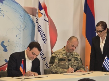 Մենք այլևս թույլ չենք լինի, հենց նոր ստորագրե...