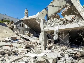 Глава ВОЗ призвал защитить медицинскую инфрас...