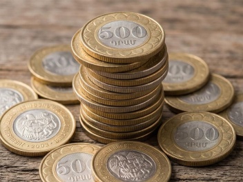 500 դրամ մետաղադրամները շարունակում են մնալ շ...