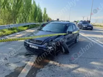 Մխչյանում բախվել են 2 «Opel»-ներն ու «ՎԱԶ 211...