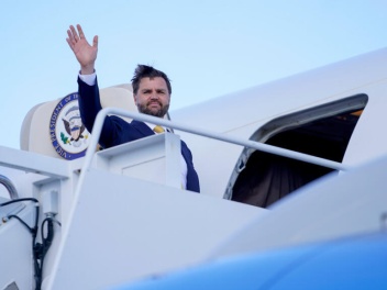 Վենսը մեկնել է Պակիստան