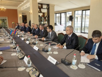 Հայ ժողովրդի ռեակցիան են ստուգում. «Հրապարակ»