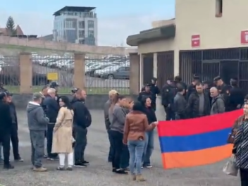 Զինվորների մեջ թշնամություն է մտնում անհավասա...