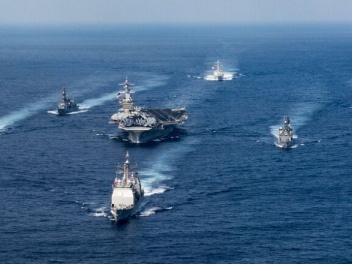 ԱՄՆ-ն 14 ռազմանավ է կենտրոնացրել Իրանի մերձակ...