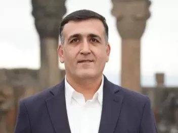 Սա ընտրություն է՝ արժանապատիվ ապագայի և շարու...