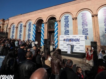 Իշխանության «ռազվեդչիկները» հերթապահություն ե...