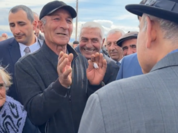 «Աբրատնի» տոմս չառնե՛ս, մենակ «տուդա» առ, խնդ...