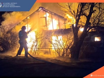 Քաջարանց գյուղում տնակ է այրվել
