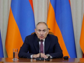 Հղում եմ իմ ջերմ շնորհավորանքները Պետեր Մադյա...