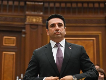 Թող կարտոֆիլի աճման պրոցեսի մասին մտածի․ Ալեն...