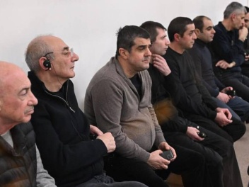 Բաքվում գտնվող հայ գերիների ընտանիքները բաց ն...