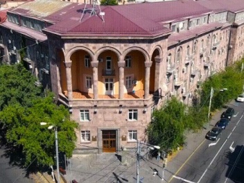 Ձերբակալվել են Բրյուսովի համալսարանի ամբիոննե...