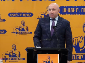 «Մայր Հայաստան» կուսակցության նախագահ Անդրանի...