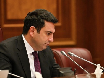 Աղա ջան, ջղայնանու՞մ ես. տրամաբանությունը, որ...