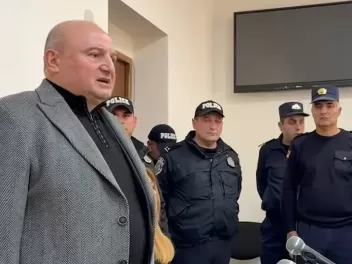 Գյումրիում 8 տարվա մեջ մի բնակարան կառուցե՞լ...