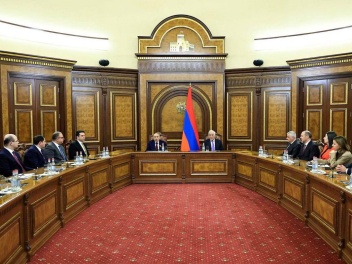 Անվտանգության խորհրդի նիստին հրահանգ է իջեցվե...