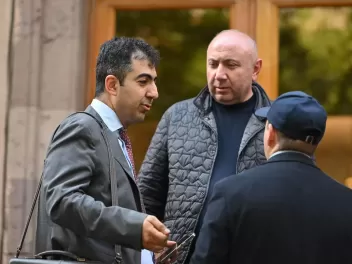 Անդրանիկ Թևանյանը գնացել է ԿԸՀ. հանձնաժողովը...