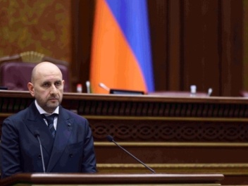 Մարտին Գալստյանն ընտրվեց Կենտրոնական բանկի նա...
