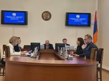 ԿԸՀ-ն ուժը կորցրած է ճանաչել պատգամավորի երեք...