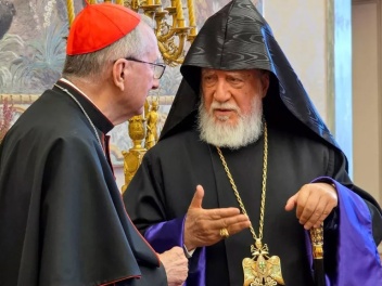 Արամ Ա-ն Վատիկանին կոչ է արել օգնել հայ գերին...