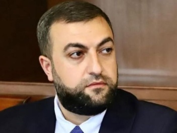 ՔՊ-ին սատարող պաշտոնյայի ընկերությունը միլիոն...
