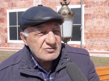 Վարչապե՞տ ա, ո՞վ ա, ի՞նչ ա իրավունք չունի իրան տենց պահի