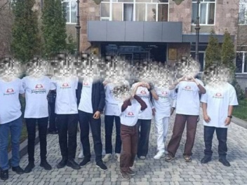 ՔՊ-ն քարոզչությանը ներգրավել է դպրոցականների....