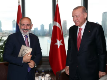 Թուրքիայից շարունակում են աջակցության կոչերը...