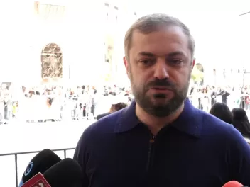 «Նորմալ ա, ըտենց հարցեր ենք լուծե՞լ». Պապոյան...