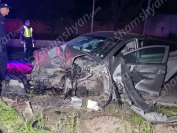 Մյասնիկյան պողոտայում բախվել են 2 «BMW» ու «H...