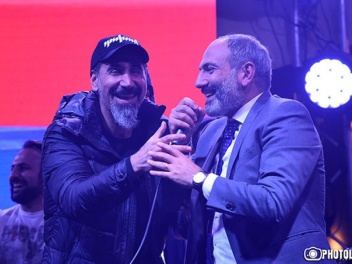 Սերժ Թանկյանը հերքել է հուլիսին Երևանում SOAD-ի սպասվող համերգի մասին լուրերը
