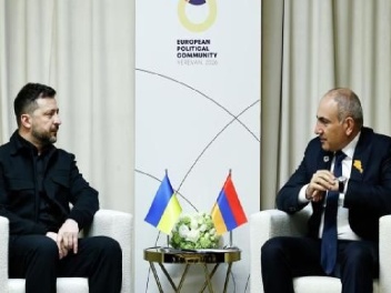 Զելենսկու հետ ԱԹՍ-ների գծով կհամագործակցեն․ «Հրապարակ»