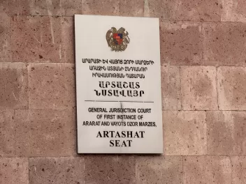 Դատարանը քննում է Վեդիում անչափահաս քույրերի...