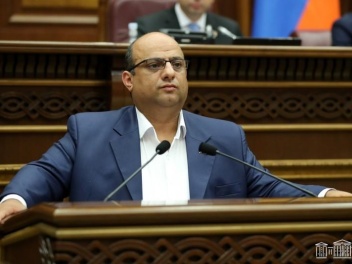 ՔՊ-ական պատգամավոր Վահե Ղալումյանը վերջին 5 տ...